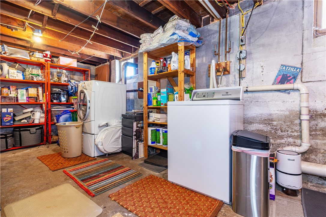 Cranston, Rhode Island 02910, United States, 2 Bedrooms Bedrooms, ,2 BathroomsBathrooms,Residential,Active,142489