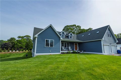 11 Lake View Court Johnston RI 02919