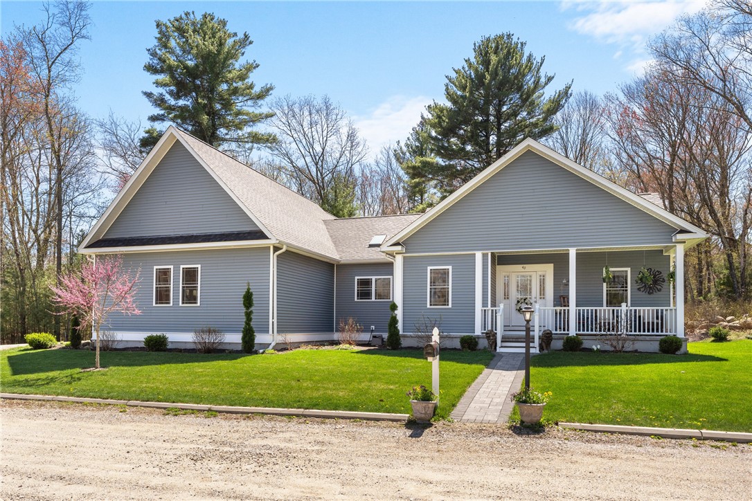 40 Lloyd Bowen Court