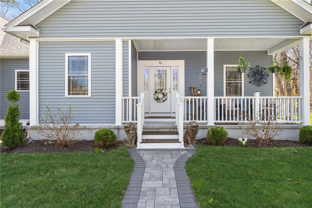 40 Lloyd Bowen Court