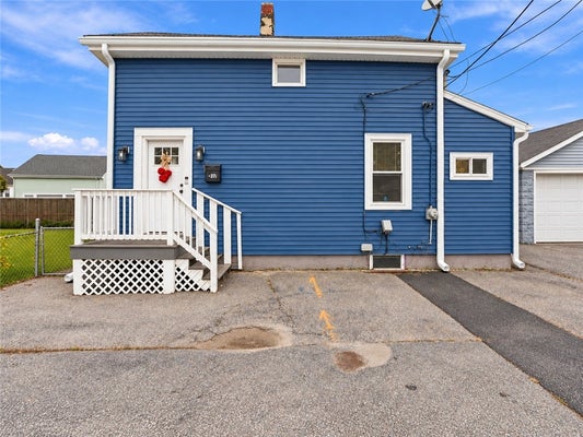 27 COOPER ST, EAST PROVIDENCE, RI 02914 - Image bdd0dc2f6a24eb59bcfb7f6594fb3f4f/2746426853