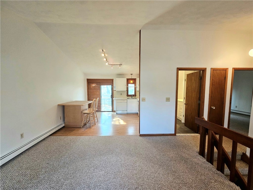 3 Lakeview Drive
