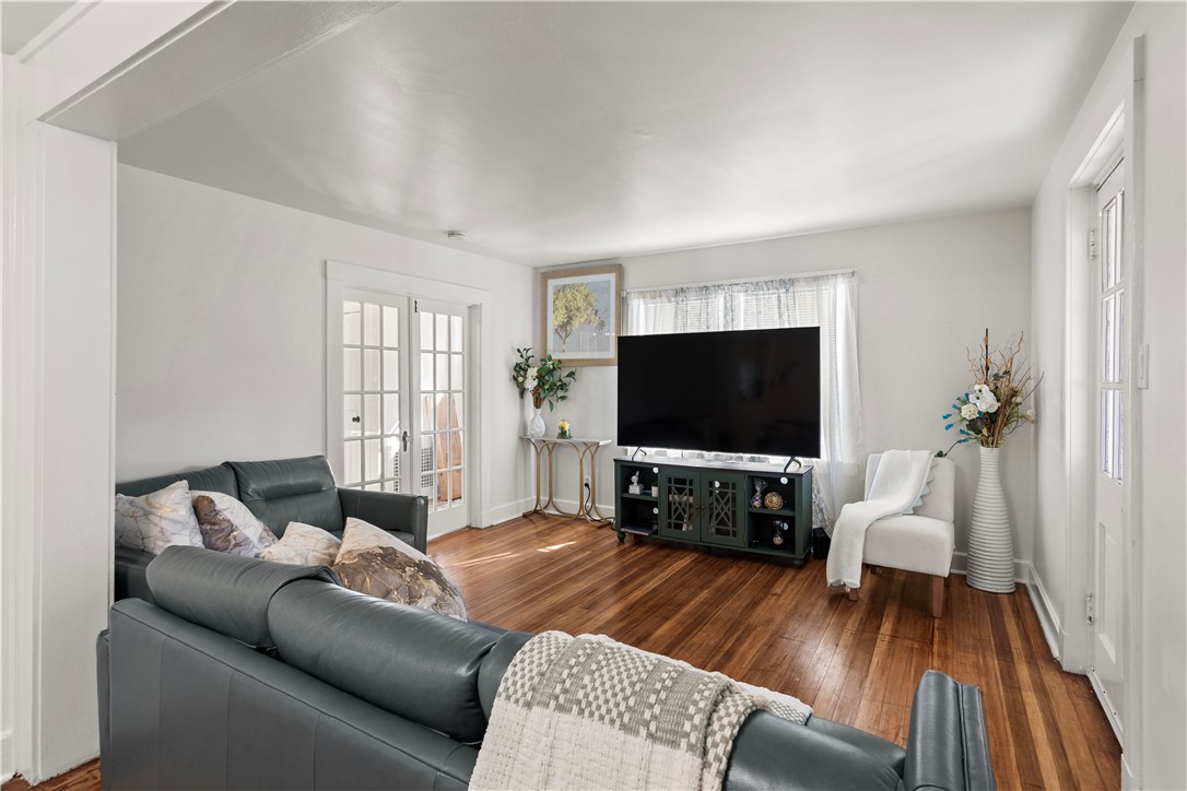 476 Providence Street 1