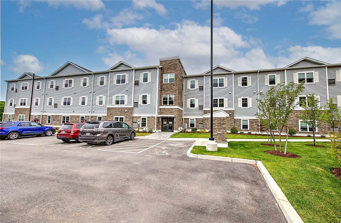 36 Louisquisset Pike 105 Old