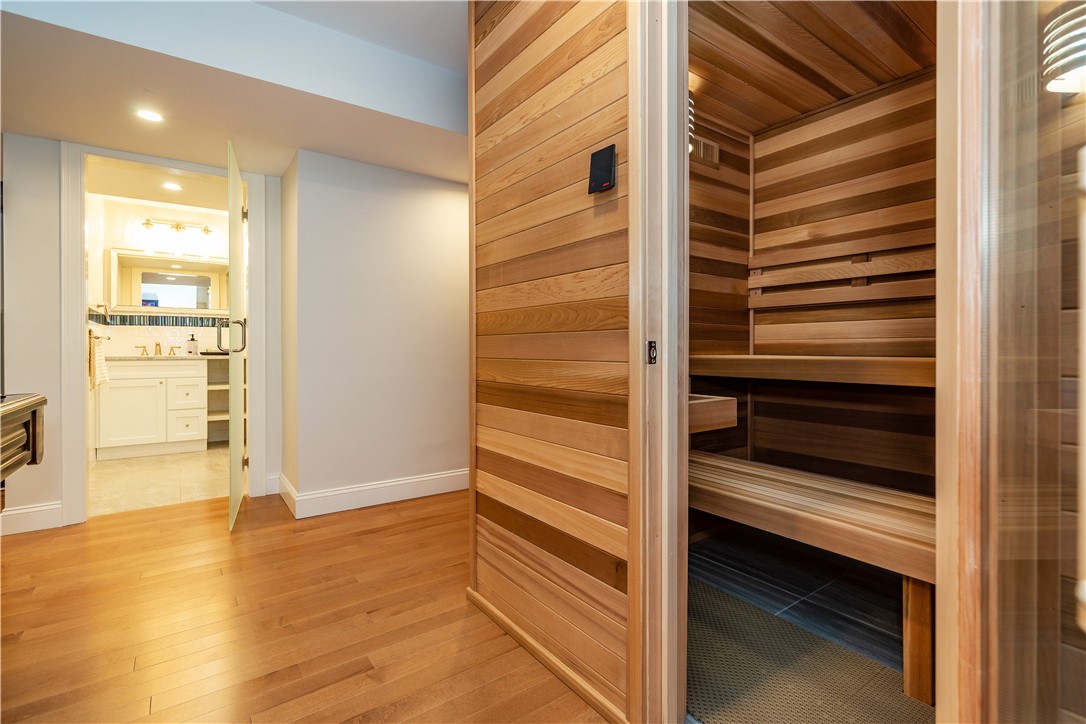 Coventry, Rhode Island 02816, United States, 4 Bedrooms Bedrooms, ,3 BathroomsBathrooms,Residential,Active,173156