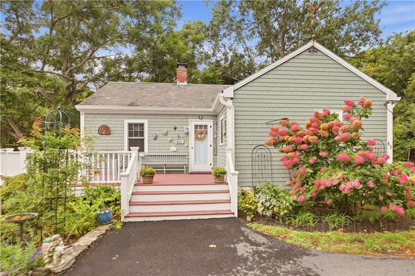 65 GREEN END AVE # 65, MIDDLETOWN, RI 02842 - Image becefbf73a8a4af5875eca7a79efc388/4093260411