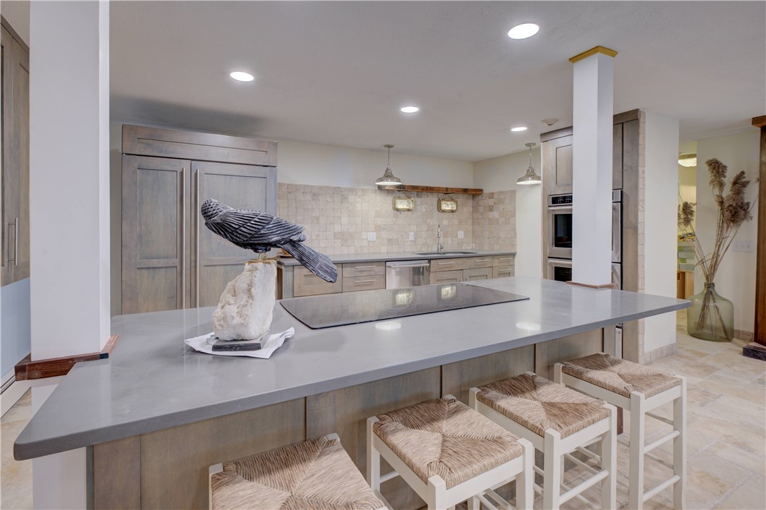 66 Girard Avenue 106