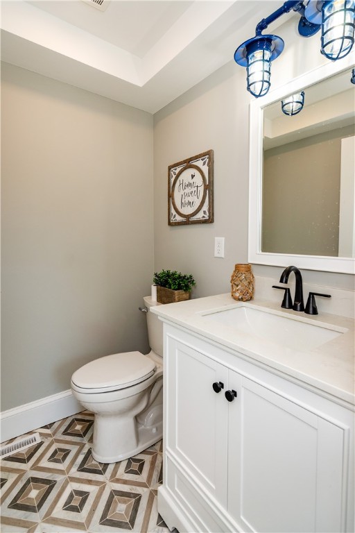 Middletown, Rhode Island 02842, United States, 3 Bedrooms Bedrooms, ,4 BathroomsBathrooms,Residential,Pending,14272