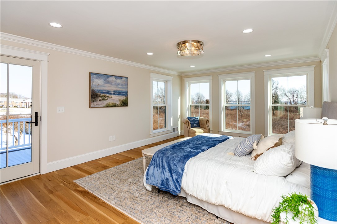 Middletown, Rhode Island 02842, United States, 3 Bedrooms Bedrooms, ,4 BathroomsBathrooms,Residential,Pending,14272