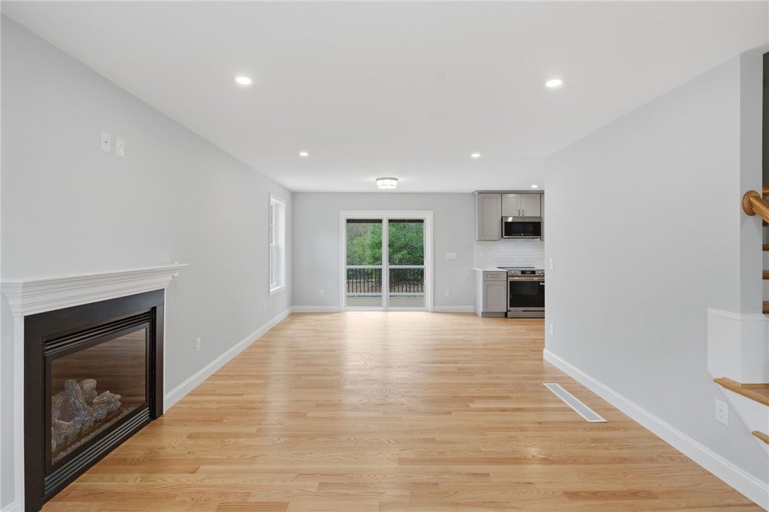 14 Elaine Drive