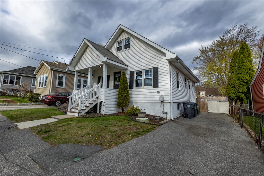 136 Aborn Avenue