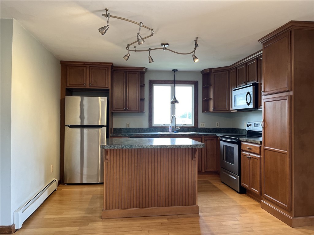 3 Buttonwood Street 2