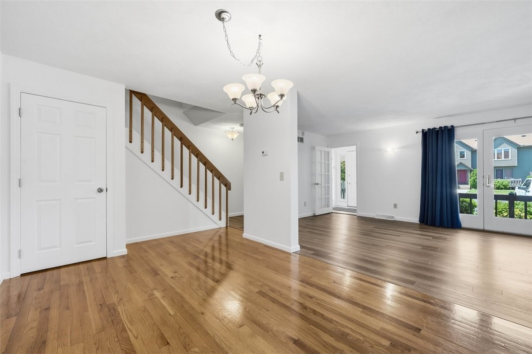 200 Mayfield Avenue E5