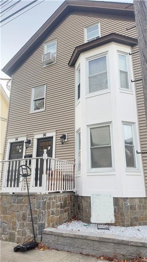 94 Anthony Street East Providence RI 02914