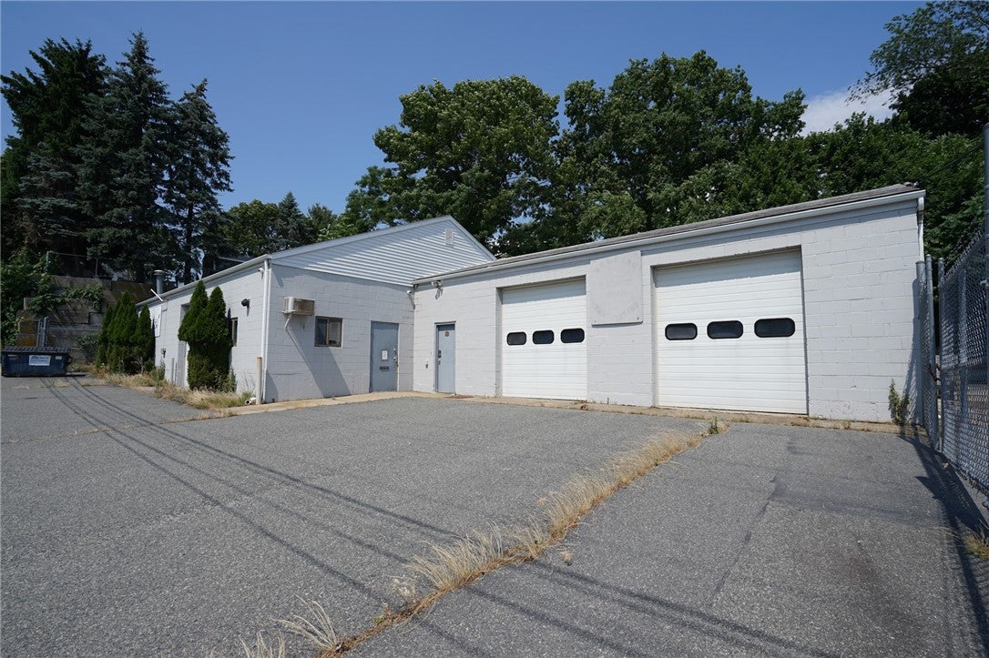 81 Macondray Street