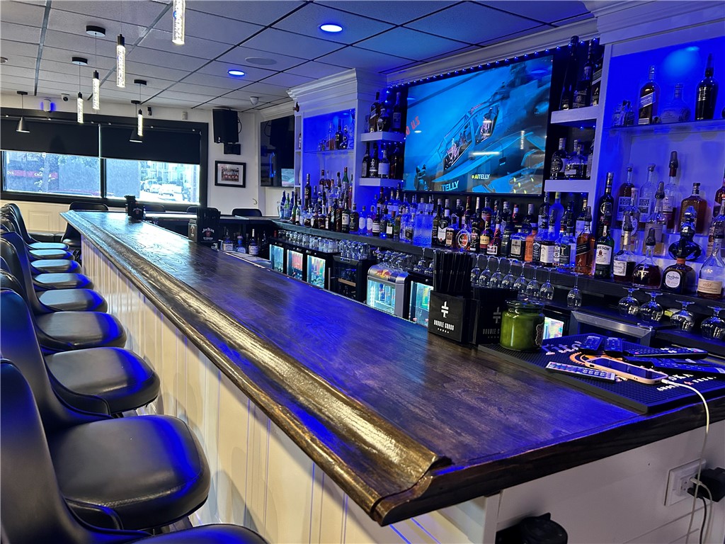605 Broadway