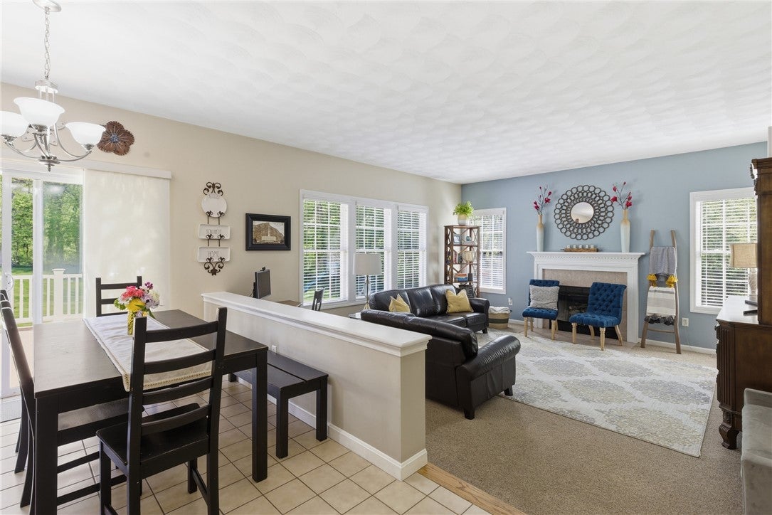 North Kingstown, Rhode Island, 02874, United States, 4 Bedrooms Bedrooms, ,3 BathroomsBathrooms,Residential,Active,2051970