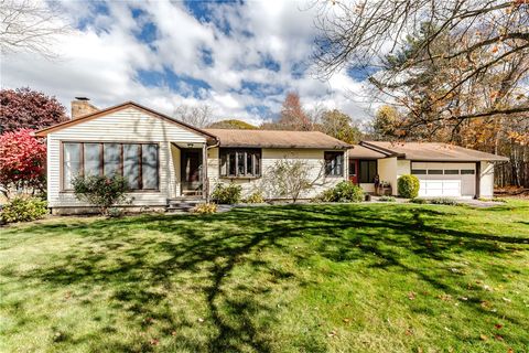 27 Sunnybrook Road Scituate RI 02857