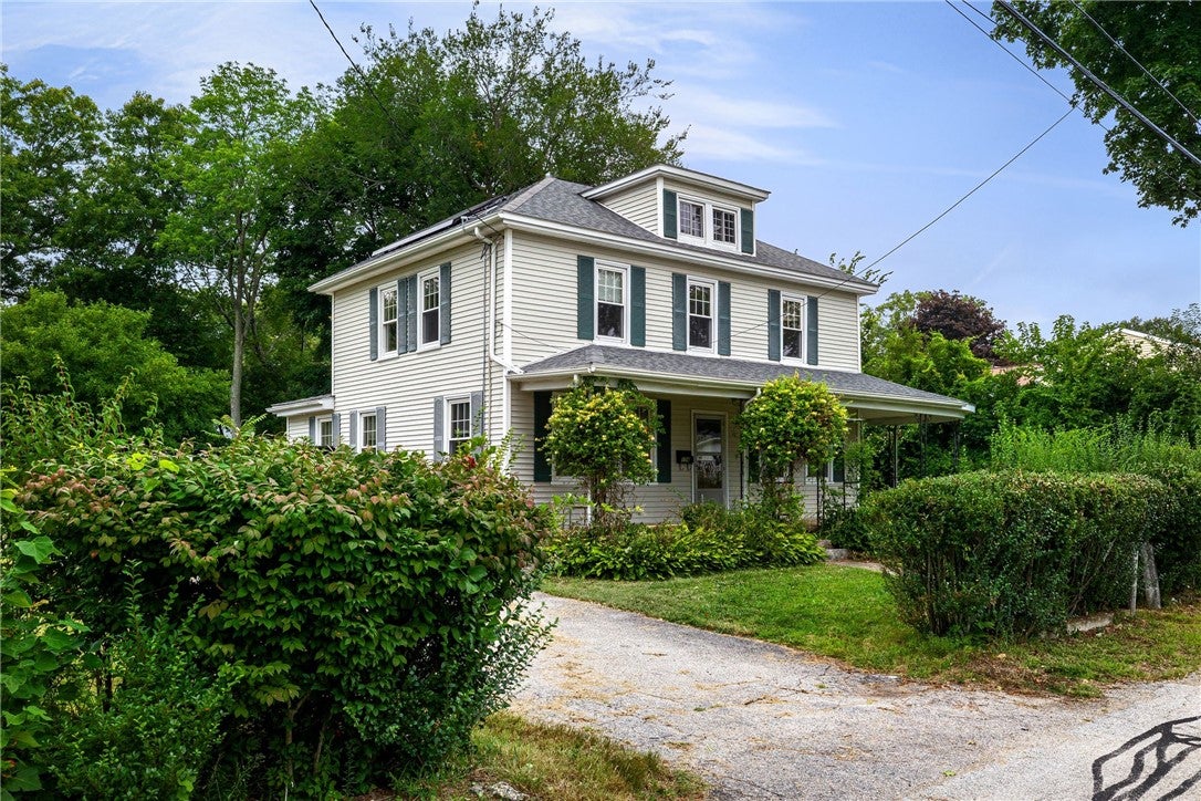 174 Pulaski Street