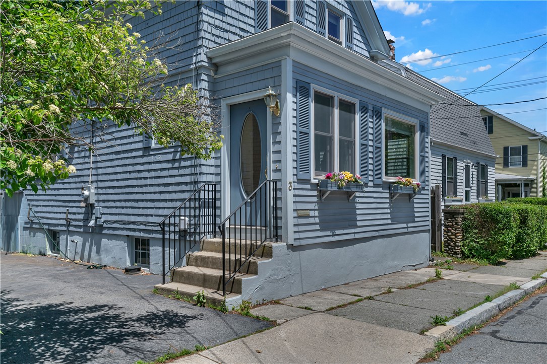 3 Sycamore Street