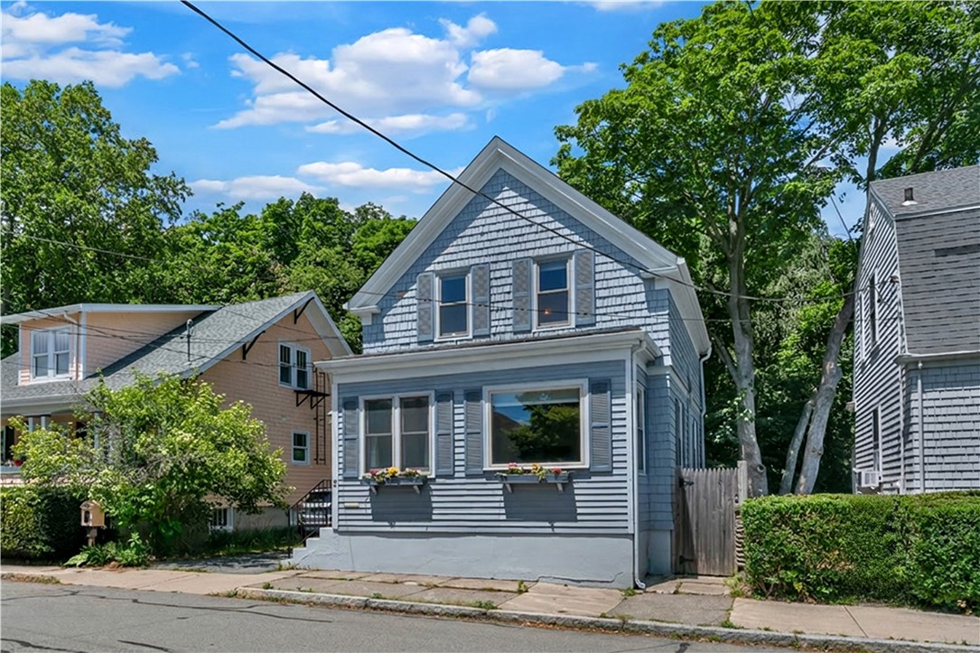 3 Sycamore Street