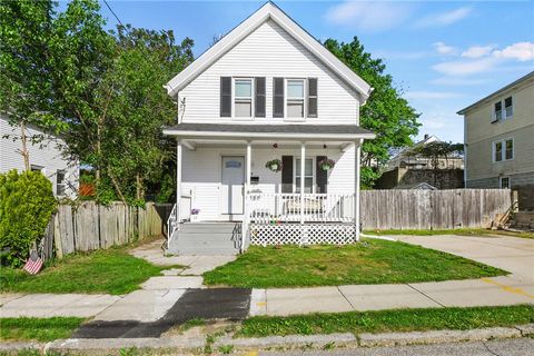 24 Seventh Street East Providence RI 02914