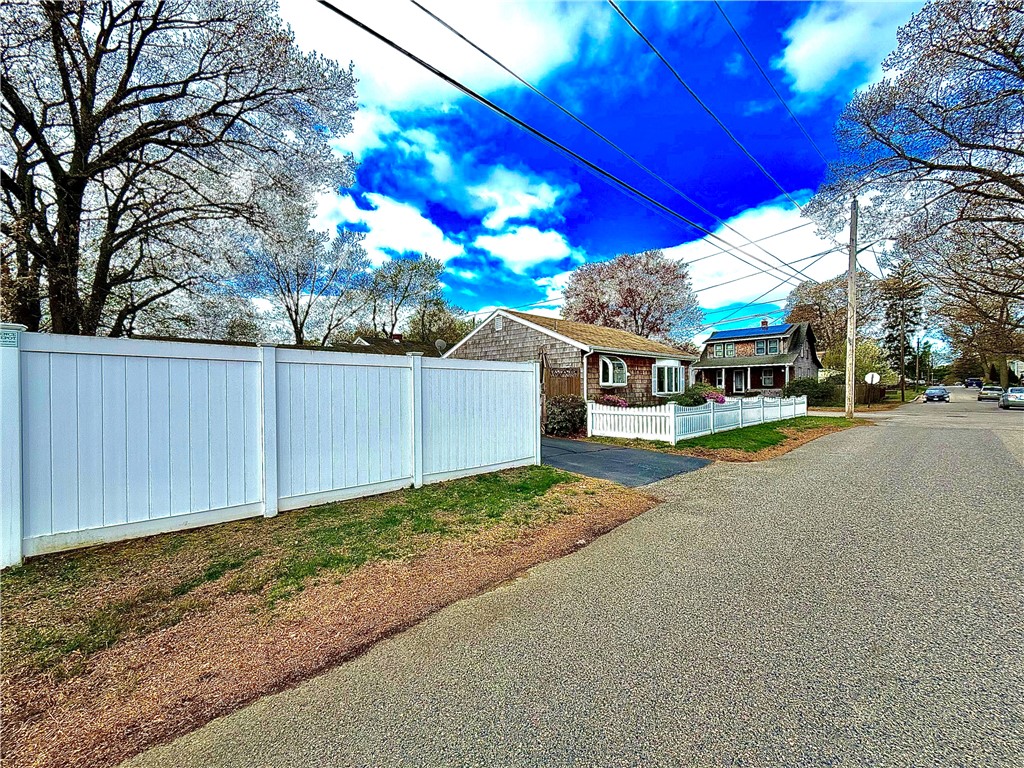 78 Viola Avenue
