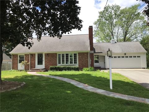 33 Red Gate Road Cumberland RI 02864