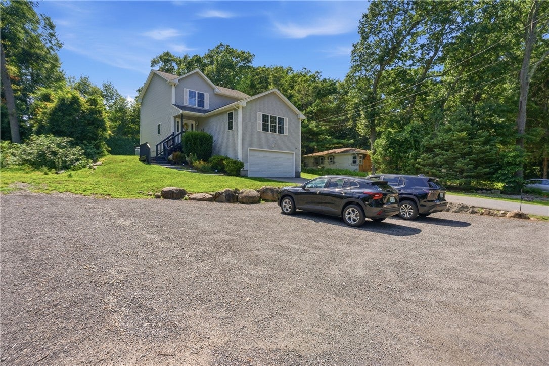 106 Bishop Hill Road 1/2