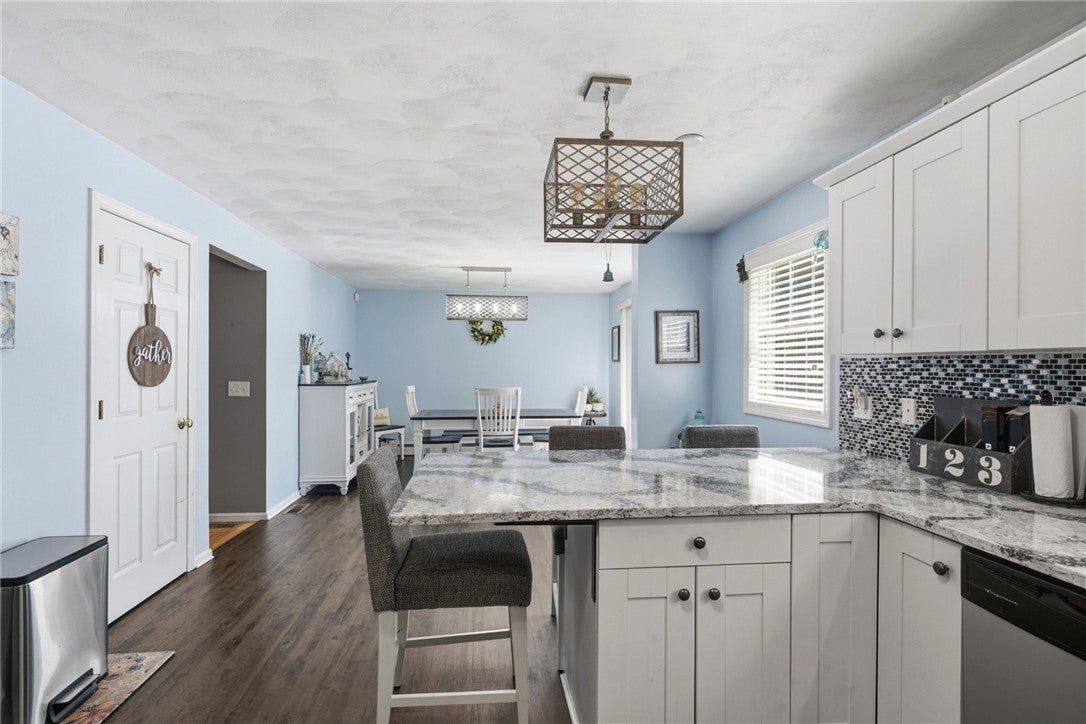 106 Bishop Hill Road 1/2