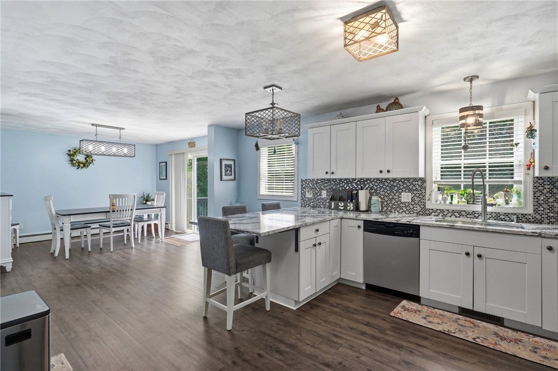 106 Bishop Hill Road 1/2