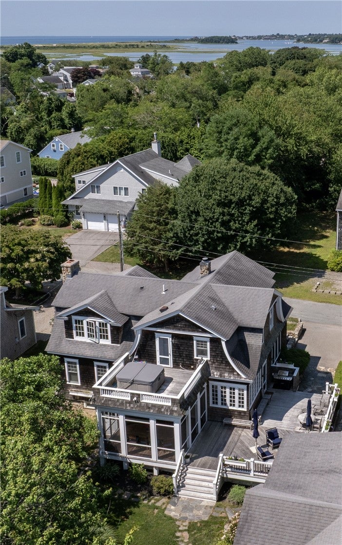 14 Bay View Road