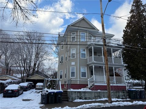 217 Carleton Street Providence RI 02908