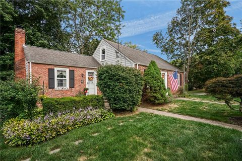 3 Harris Avenue Johnston RI 02919