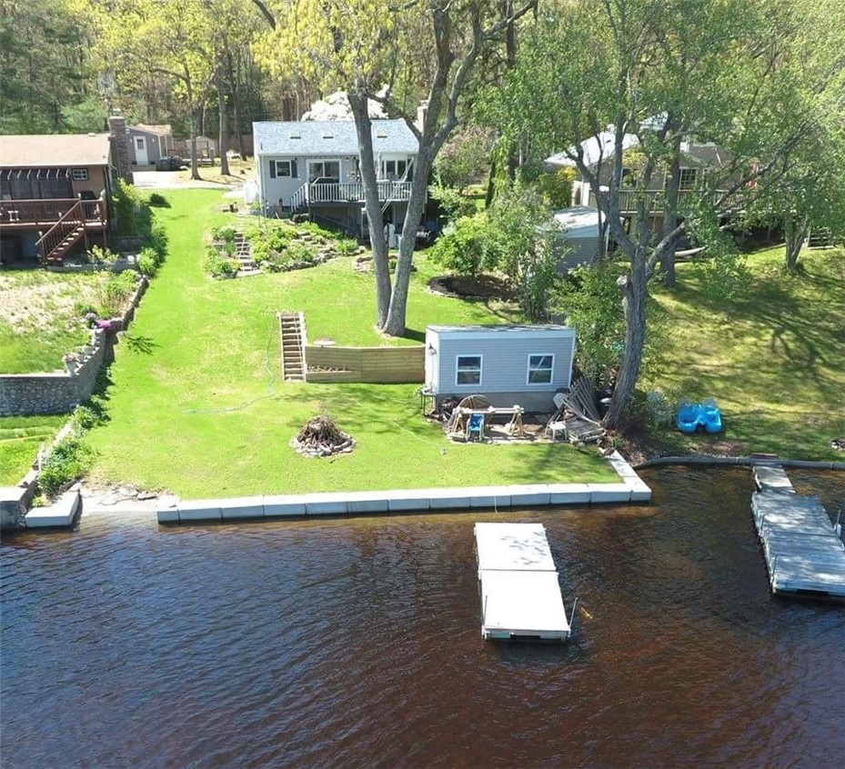 36 Pine Tree Road