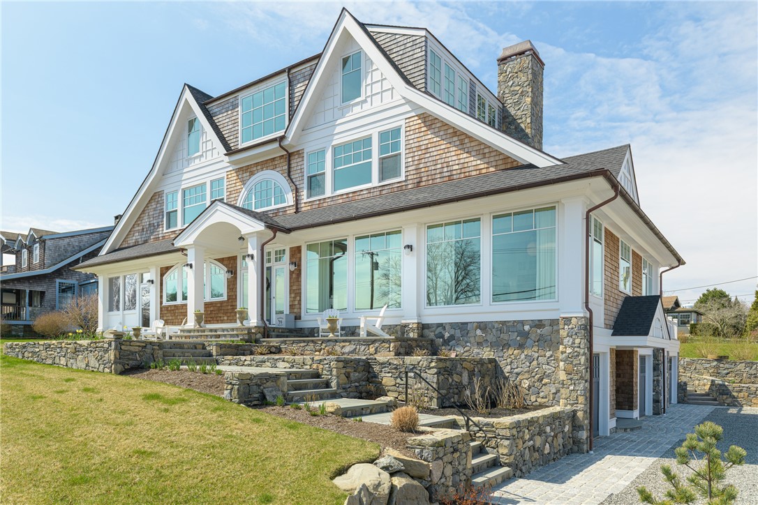 30 Walcott Avenue