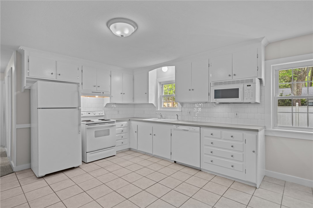 12 Vineland Drive
