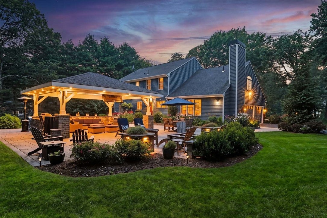 91 Woodridge Drive