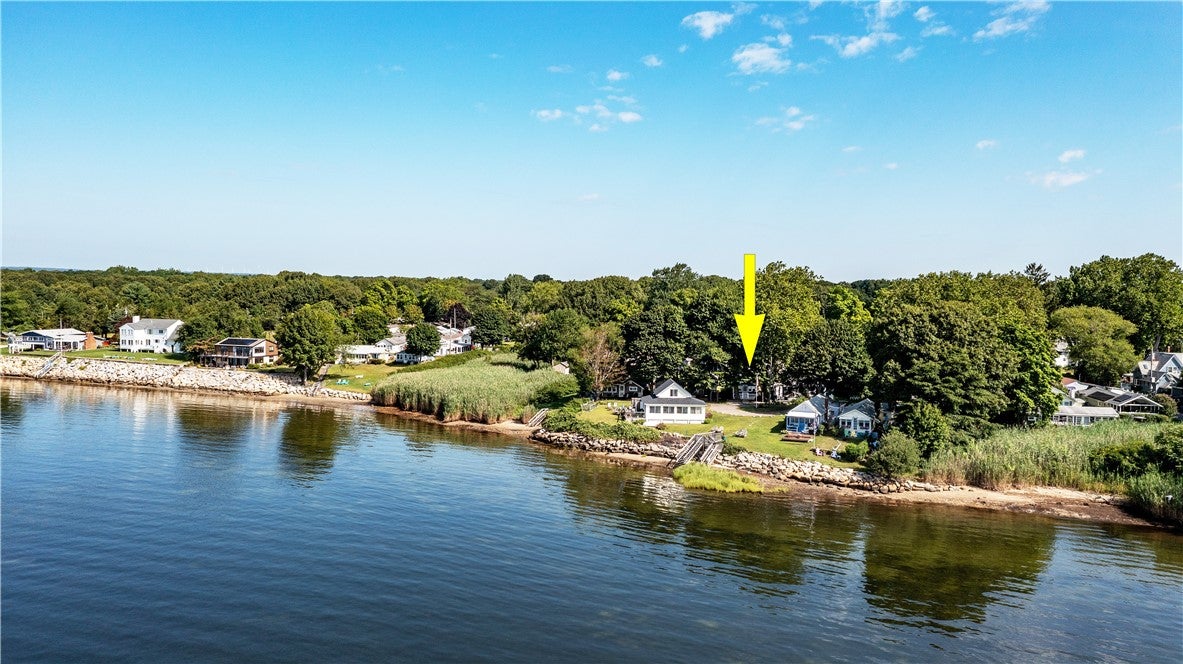 19 East Andrew Comstock Road