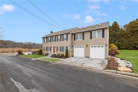 125 Montauk Road Narragansett RI 02882