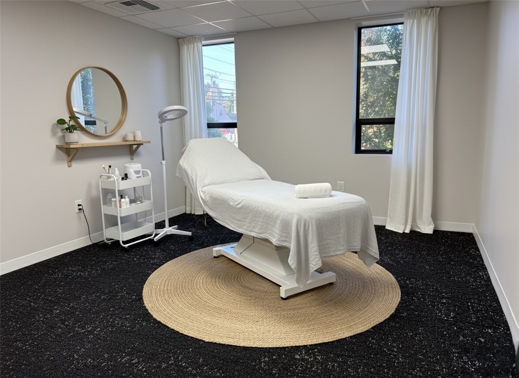 250 Wampanoag Trail 203