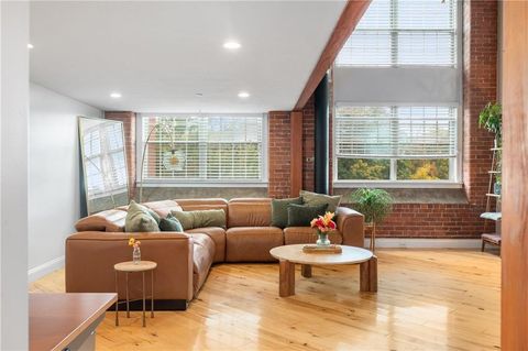 1 Tupperware Drive 138 North Smithfield RI 02896