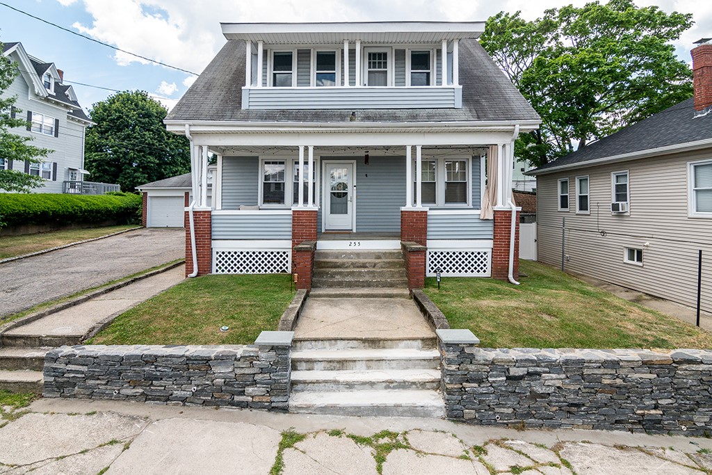 255 Farmington Avenue 0