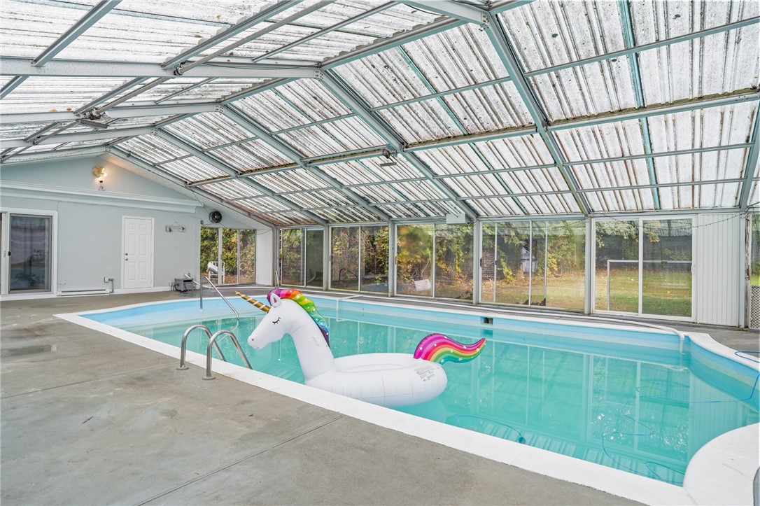 2 Oak Grove Boulevard