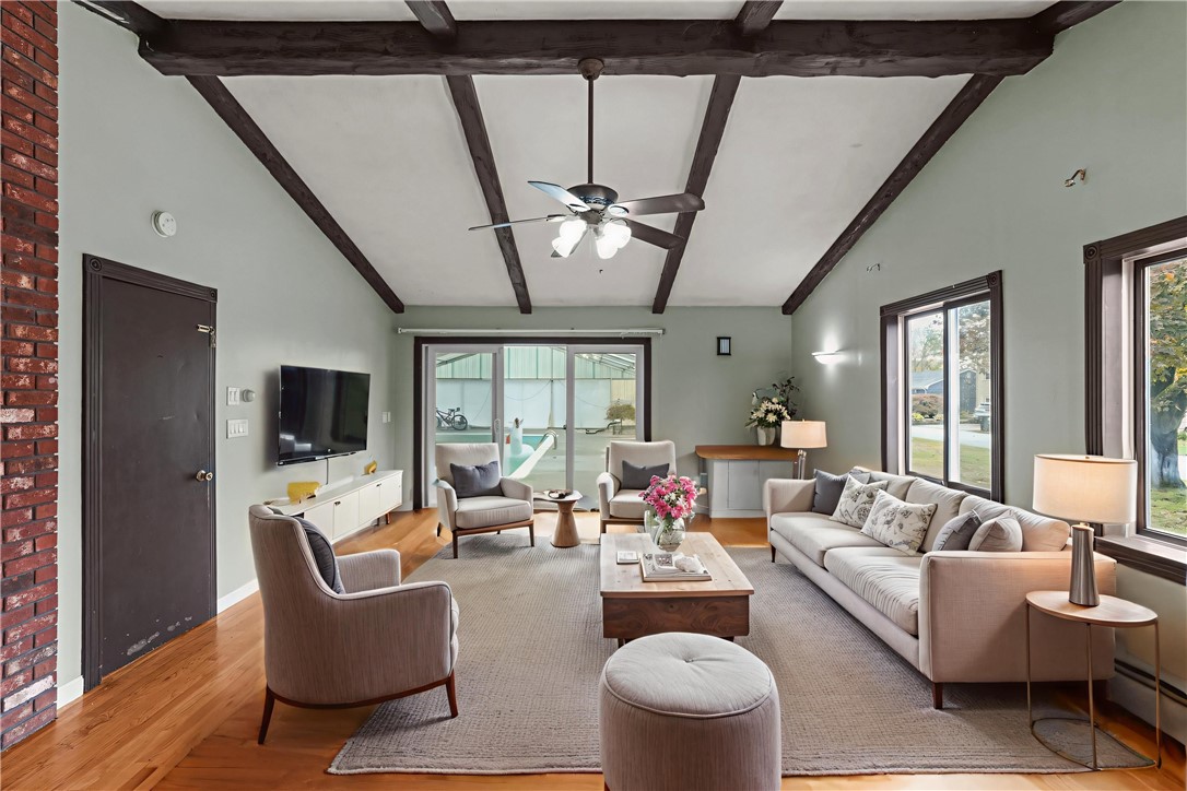 2 Oak Grove Boulevard