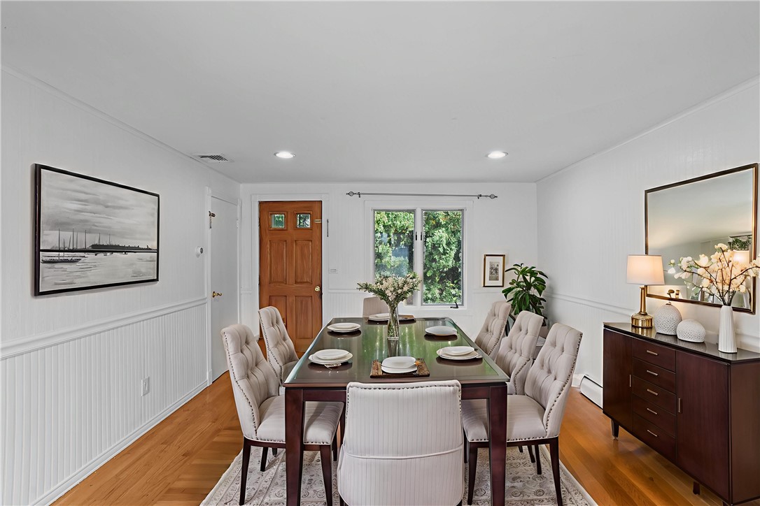 2 Oak Grove Boulevard