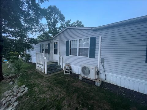 Single Family Residence in Coventry RI 8 Five Elms Circle.jpg