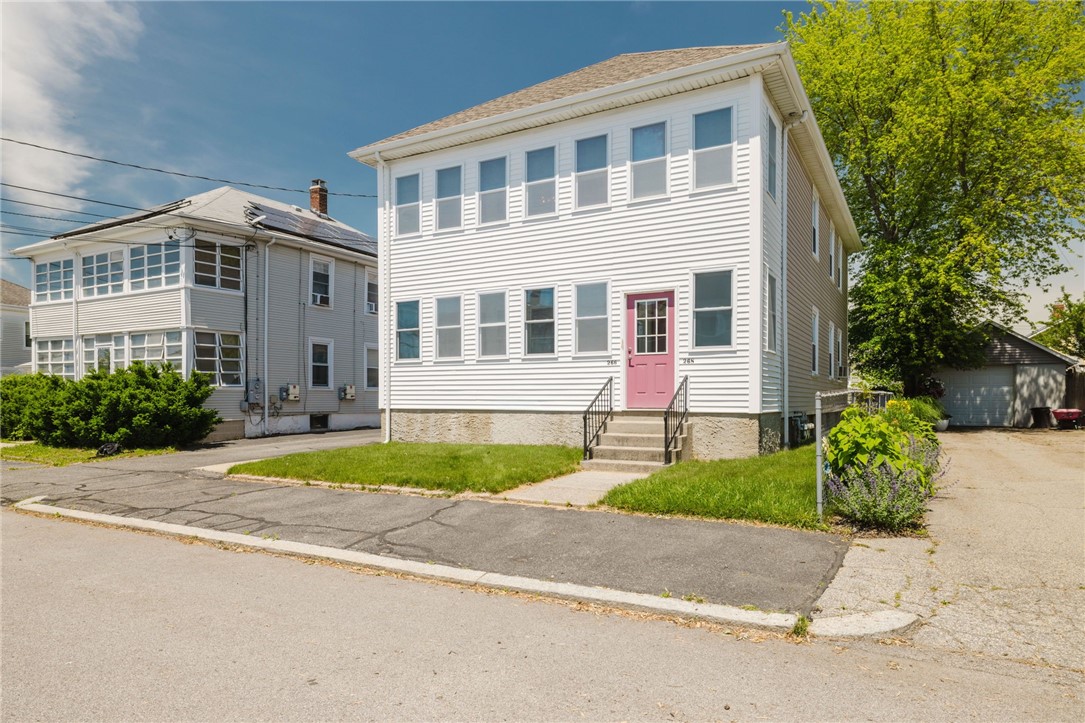 266 Norfolk Avenue