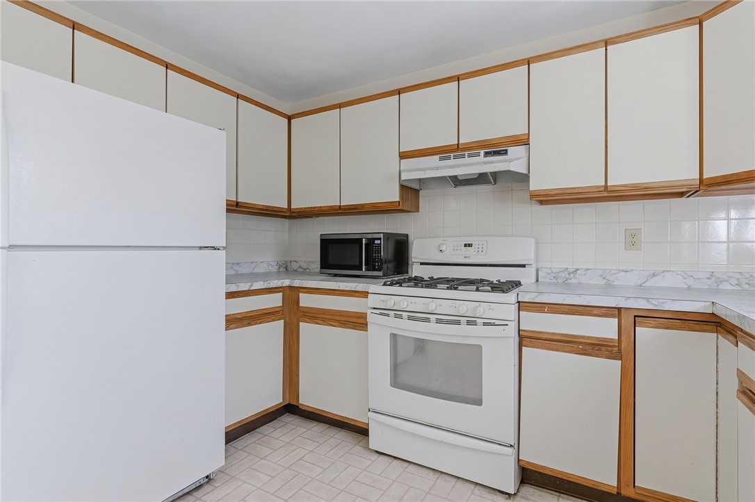 9 Tamarac Drive D