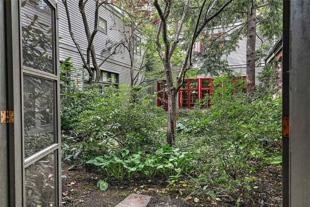 222 Williams Street A